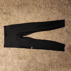 Women's Medium Under Armour Heatgear High Waist Leggings W/ Pocket on Right Side